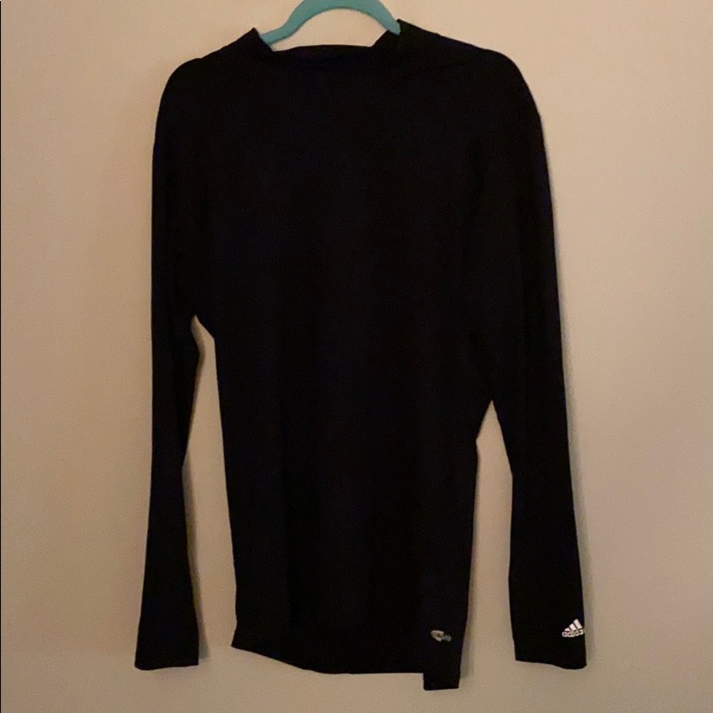 Men’s mock neck long sleeve top